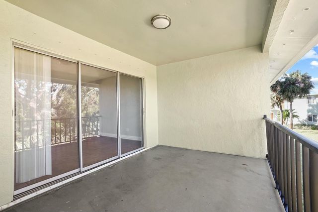 983 NW Spruce Ridge Drive 2, Stuart, FL 34994