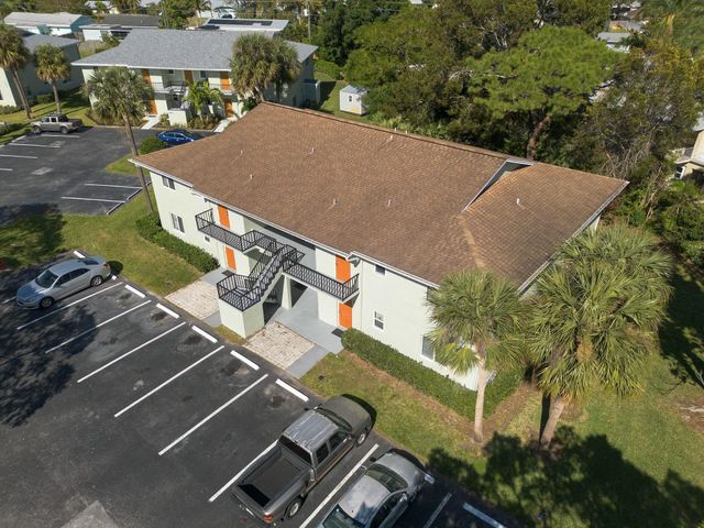 983 NW Spruce Ridge Drive 2, Stuart, FL 34994