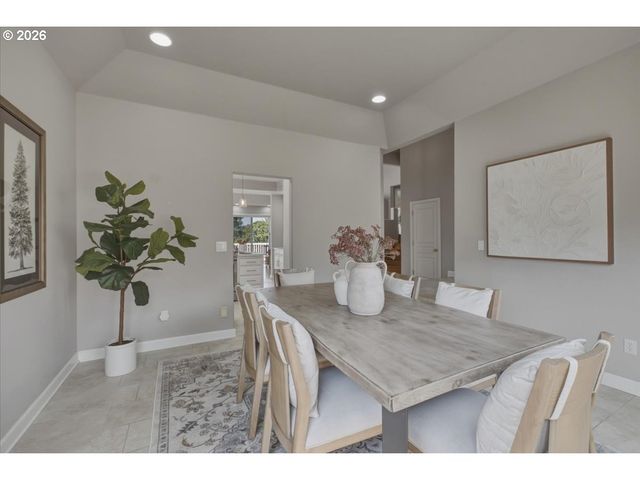 2745 UPPER BRECKENRIDGE Loop, Salem, OR 97304
