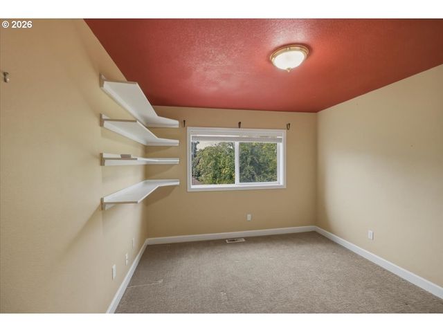 2745 UPPER BRECKENRIDGE Loop, Salem, OR 97304