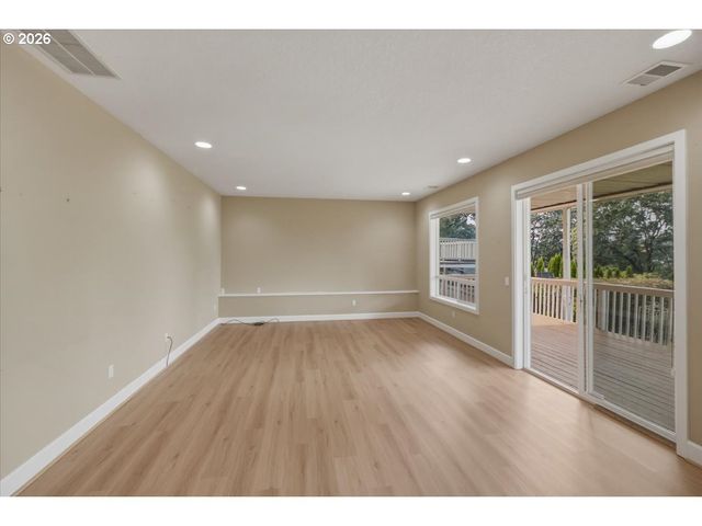 2745 UPPER BRECKENRIDGE Loop, Salem, OR 97304