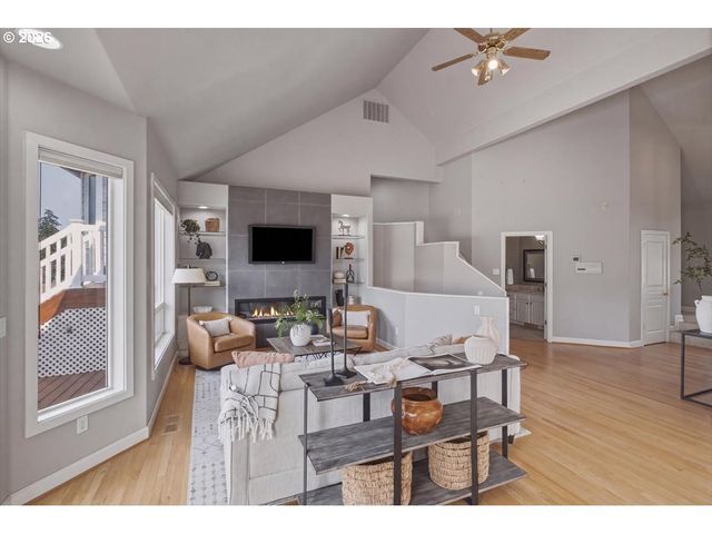 2745 UPPER BRECKENRIDGE Loop, Salem, OR 97304