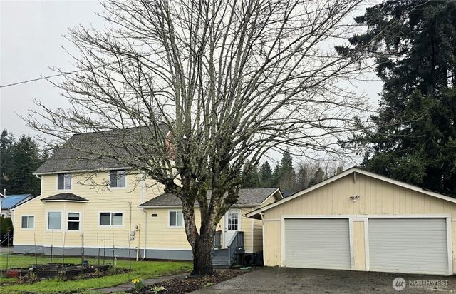 1205 Cedar Street, Raymond, WA 98577