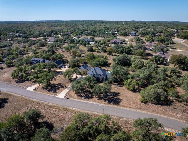 1021 Canna Lily Circle, Driftwood, TX 78619
