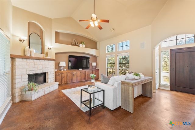 1021 Canna Lily Circle, Driftwood, TX 78619