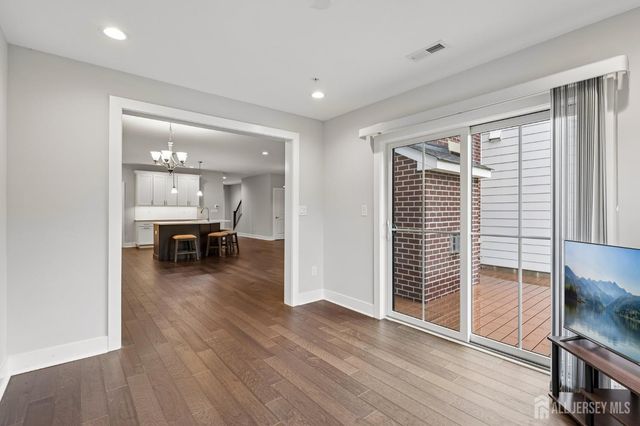 52 Riverwalk, Plainsboro, NJ 08536