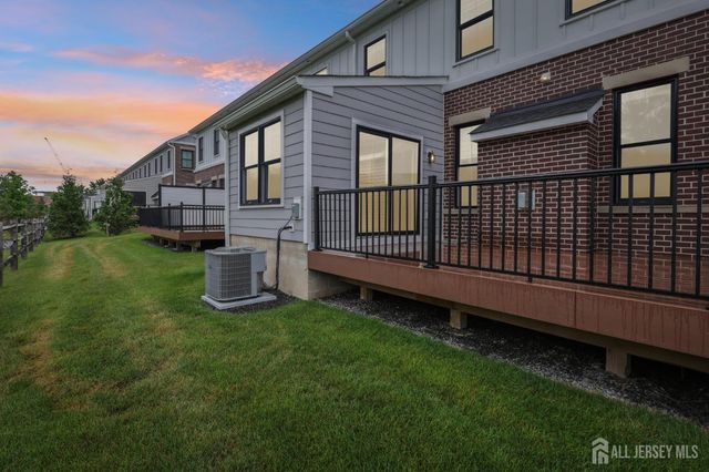 52 Riverwalk, Plainsboro, NJ 08536