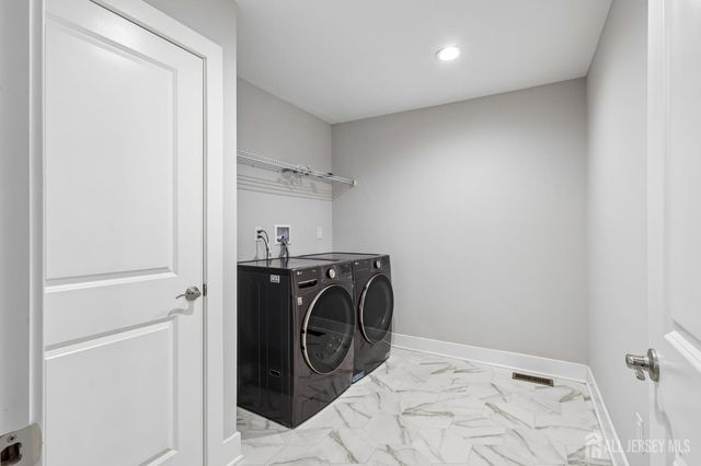 52 Riverwalk, Plainsboro, NJ 08536