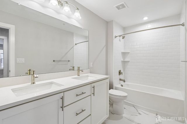 52 Riverwalk, Plainsboro, NJ 08536