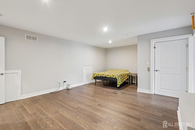 52 Riverwalk, Plainsboro, NJ 08536