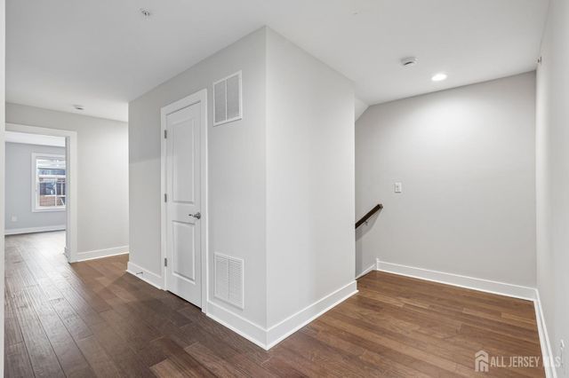 52 Riverwalk, Plainsboro, NJ 08536