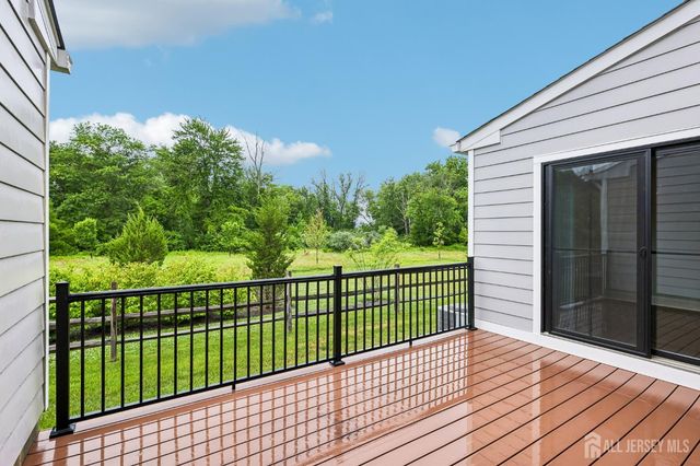52 Riverwalk, Plainsboro, NJ 08536