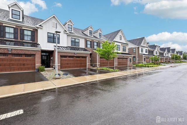 52 Riverwalk, Plainsboro, NJ 08536