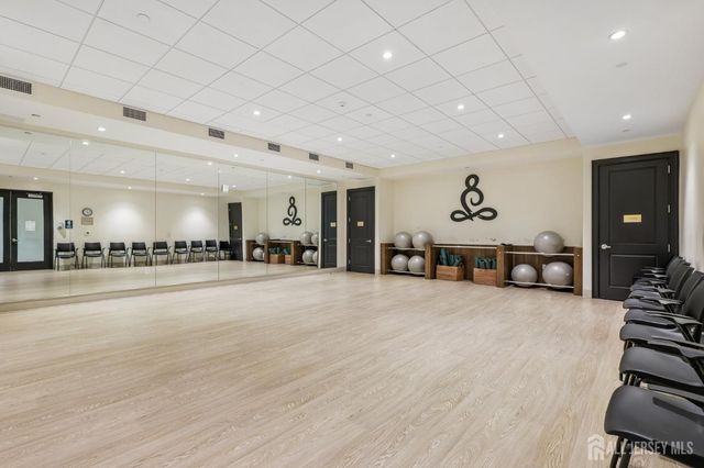 52 Riverwalk, Plainsboro, NJ 08536