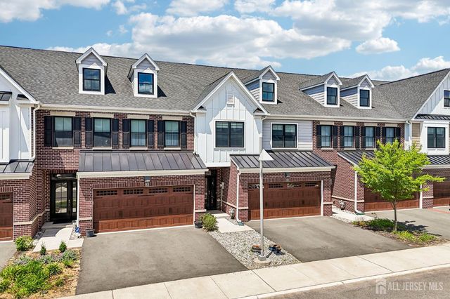 52 Riverwalk, Plainsboro, NJ 08536
