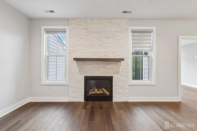 52 Riverwalk, Plainsboro, NJ 08536