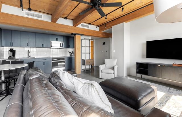 90 Wareham St 312, Boston, MA 02118