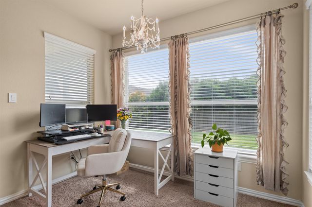 4211 Woodhaven TRL, Round Rock, TX 78665