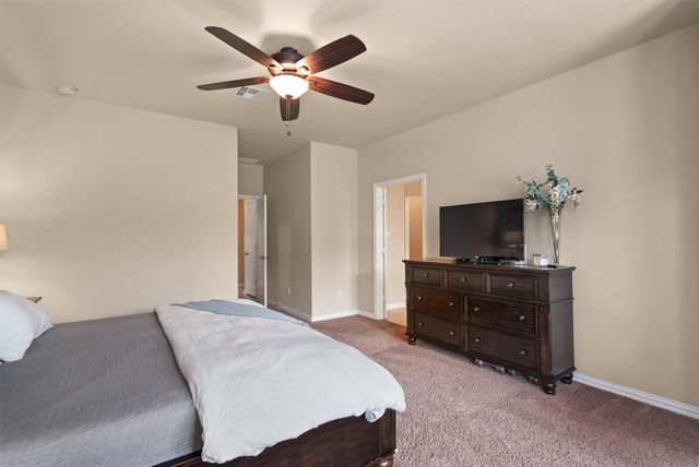 4211 Woodhaven TRL, Round Rock, TX 78665