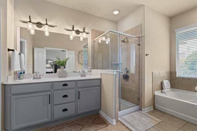 4211 Woodhaven TRL, Round Rock, TX 78665