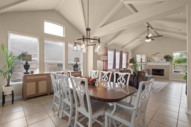 4211 Woodhaven TRL, Round Rock, TX 78665