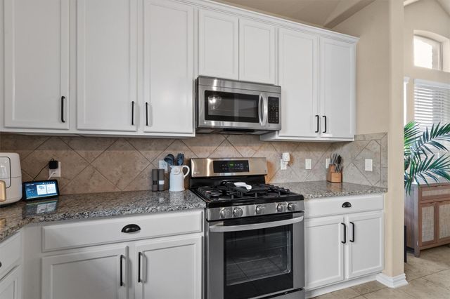 4211 Woodhaven TRL, Round Rock, TX 78665