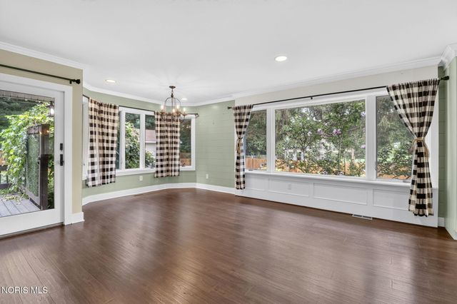 9125 Garden Road, Maumee, OH 43537