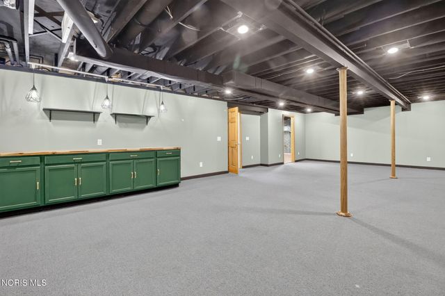 9125 Garden Road, Maumee, OH 43537