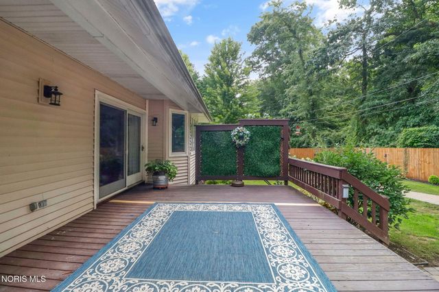 9125 Garden Road, Maumee, OH 43537
