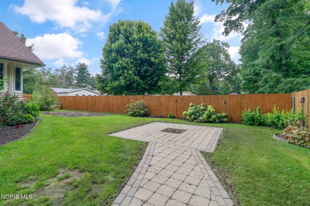9125 Garden Road, Maumee, OH 43537