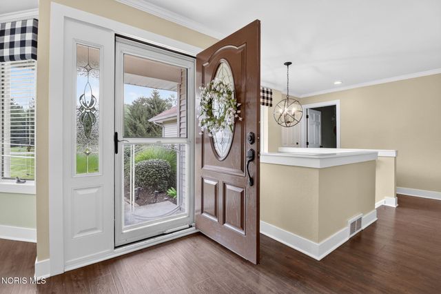 9125 Garden Road, Maumee, OH 43537