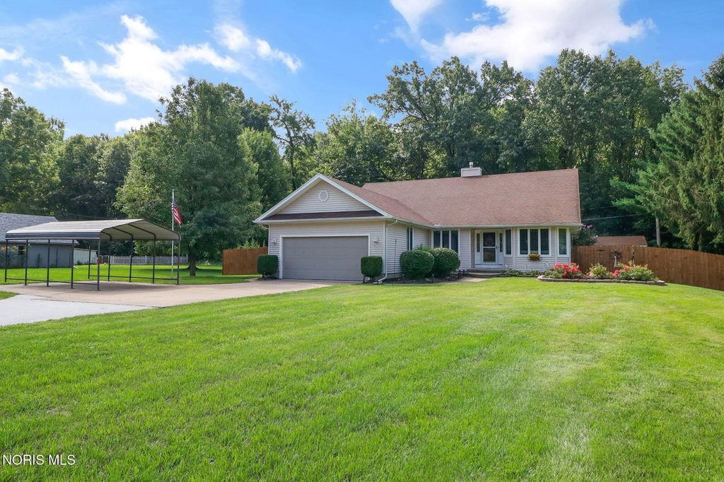 9125 Garden Road, Maumee, OH 43537