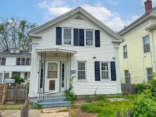 233 Grove St, Woonsocket, RI 02895