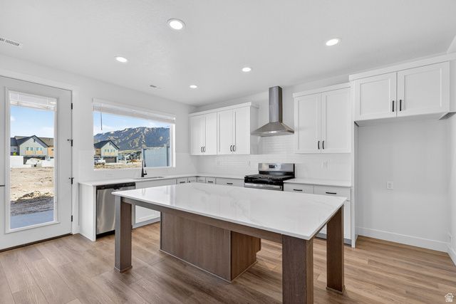2714 W 2735 N, Plain City, UT 84404