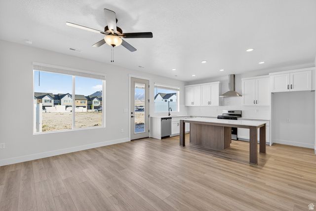 2714 W 2735 N, Plain City, UT 84404