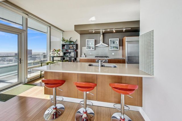 340 E Randolph Street 4901, Chicago, IL 60601