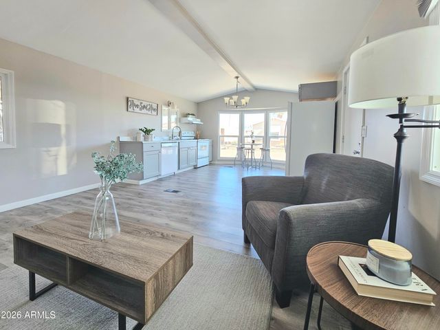 11101 E UNIVERSITY Drive 108, Apache Junction, AZ 85120