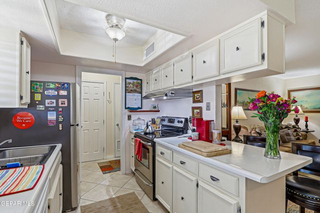 6700 ESCONDIDO Drive C1, El Paso, TX 79912