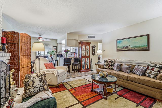 6700 ESCONDIDO Drive C1, El Paso, TX 79912