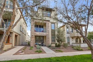 2754 S HARMONY Avenue, Gilbert, AZ 85295