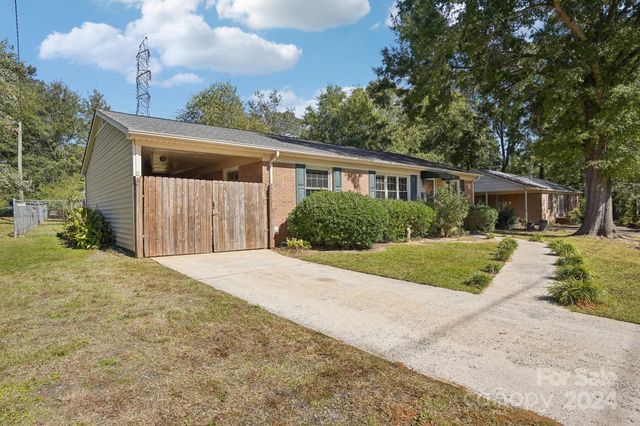 1026 Holly Drive, Gastonia, NC 28054