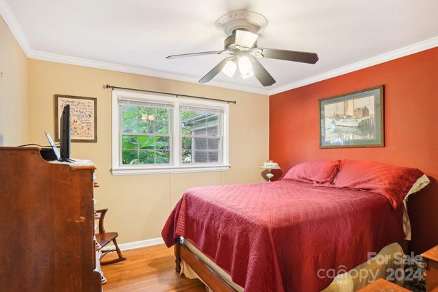 1026 Holly Drive, Gastonia, NC 28054