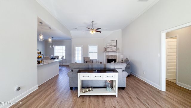 7722 Willow Way, Hernando, MS 38632