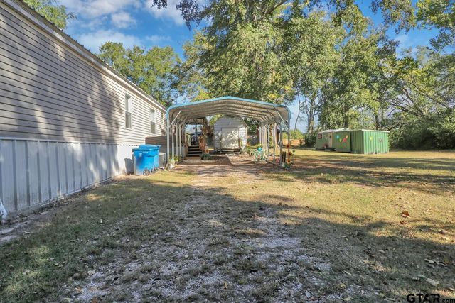 602 N Commerce, Overton, TX 75684