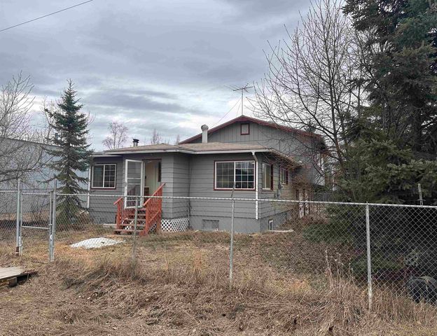 1320 SLOAN STREET, North Pole, AK 99705