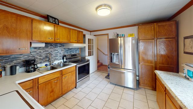 1320 SLOAN STREET, North Pole, AK 99705