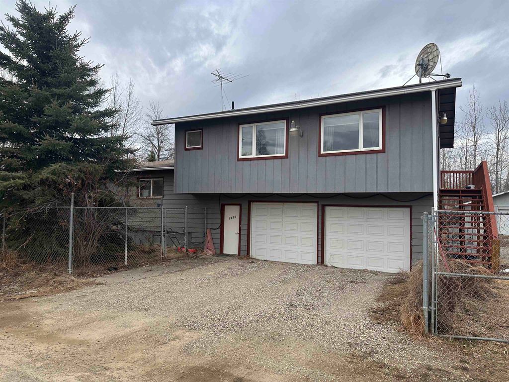 1320 SLOAN STREET, North Pole, AK 99705