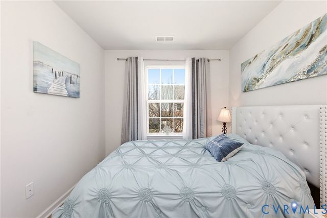 8962 Ringview Dr, Mechanicsville, VA 23116