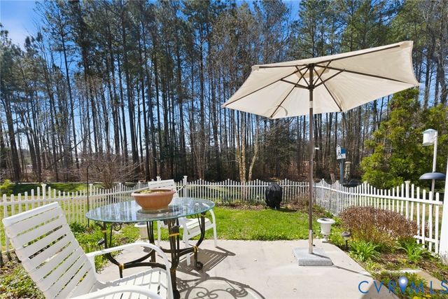 8962 Ringview Dr, Mechanicsville, VA 23116