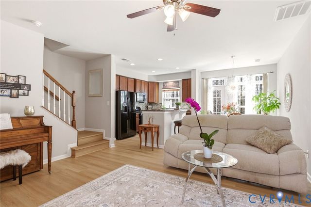 8962 Ringview Dr, Mechanicsville, VA 23116